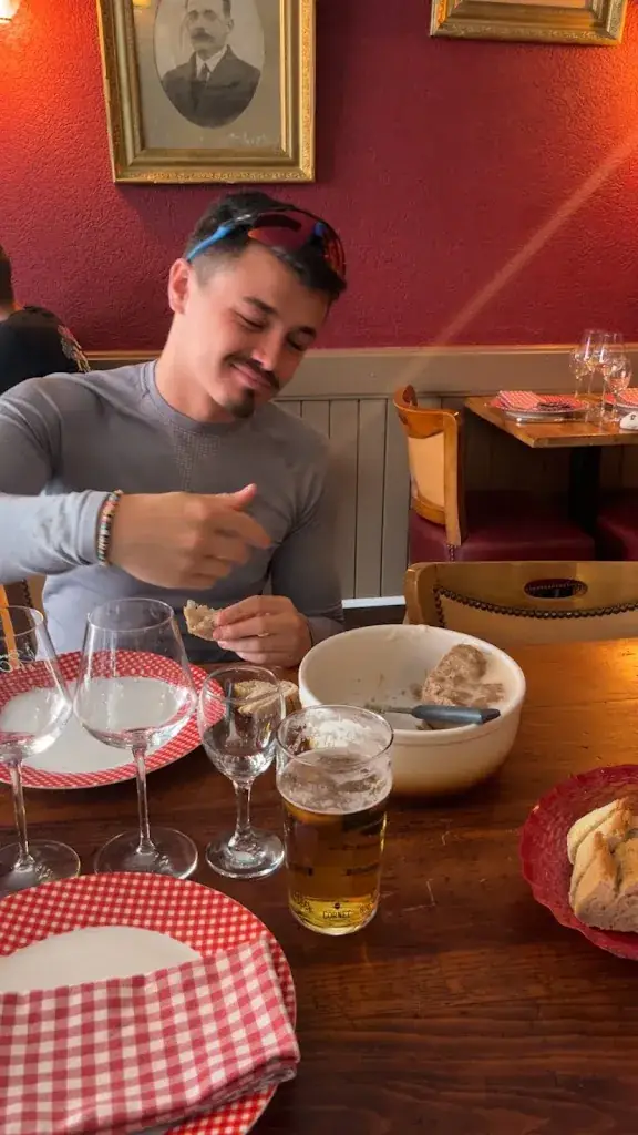 Pierre Rozand_Le bouchon de la cave_Bourg-en-Bresse_recensione