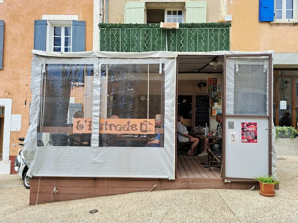 Restaurant L'Estrade restaurant in Saint-Saturnin-lès-Apt