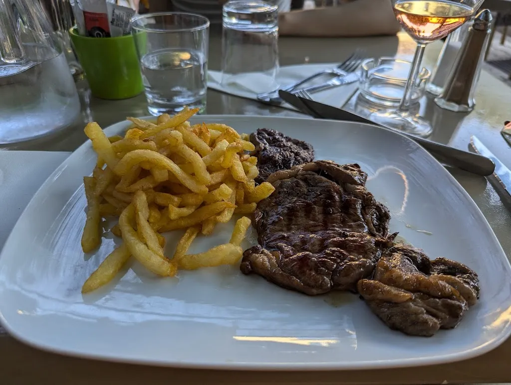 Menu_Restaurant Provençal La Margelle_Saint-Saturnin-lès-Avignon_image_9