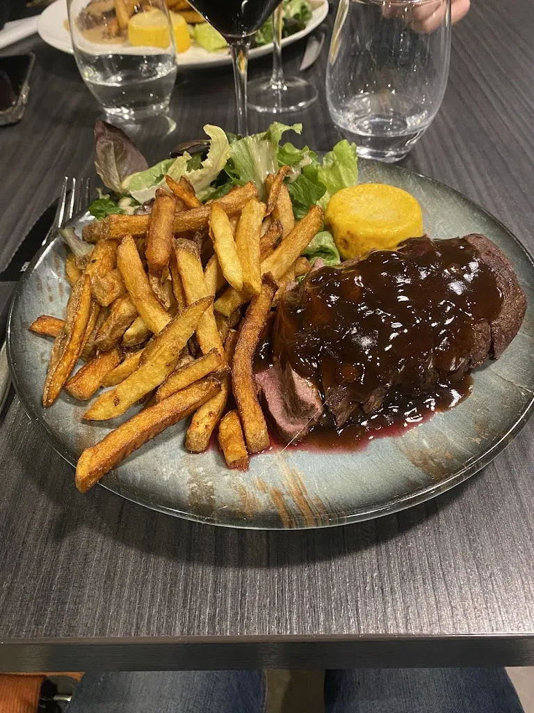 pascale Geniaux-Bailly_Le Vin et un Plat (21plat) St Symphorien sur Coise_Saint-Symphorien-sur-Coise_review