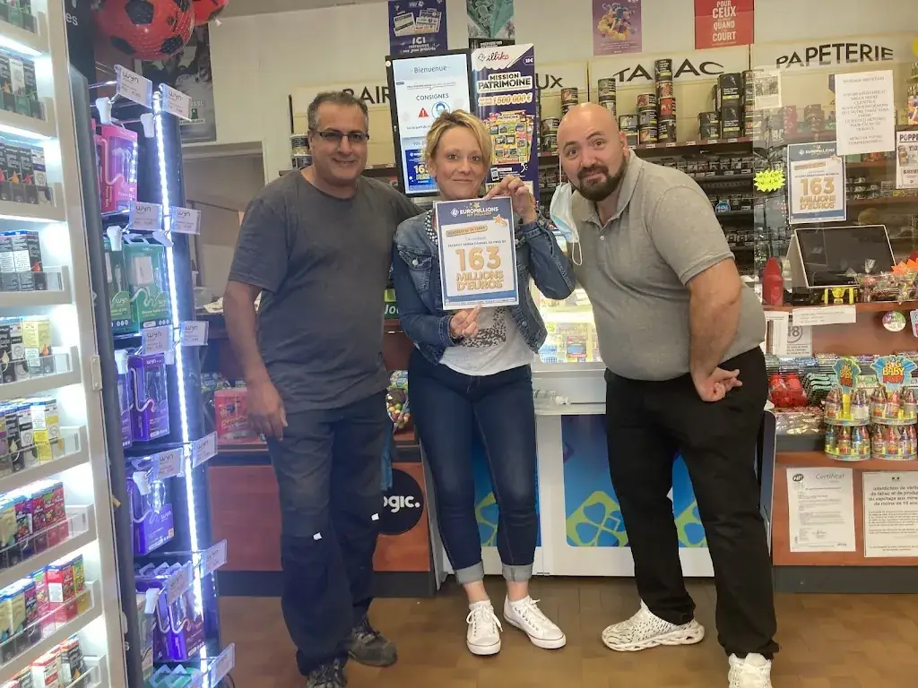 SEDIS'ON TABAC PRESSE BAR RESTAURANT_Saint-Siméon-de-Bressieux_slider_image_2