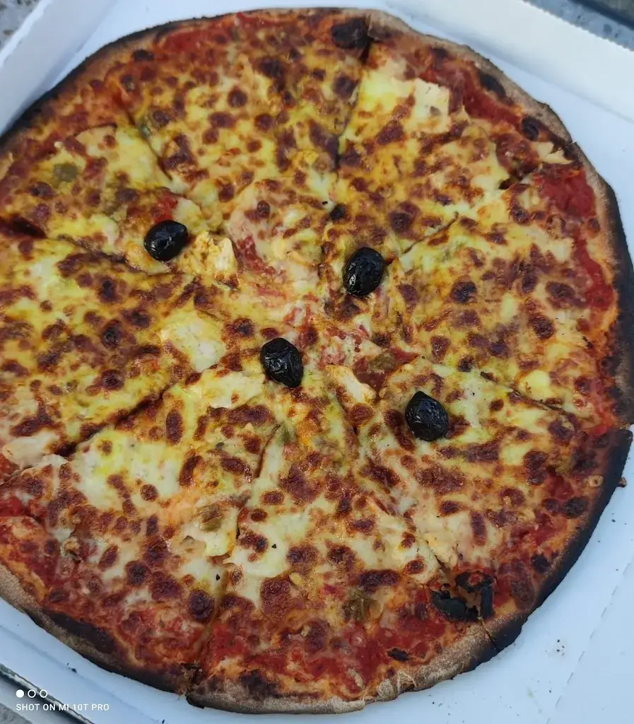 Ninou Pizza_Saint-Siméon-de-Bressieux_slider_image_2