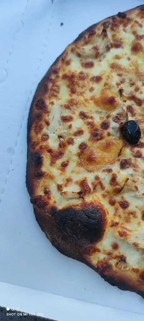 Ninou Pizza_Saint-Siméon-de-Bressieux_slider_image_3