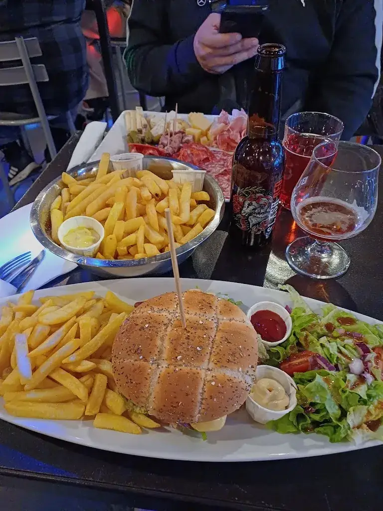 CAPSULES & BOUCHONS_Saint-Sorlin-en-Valloire_slider_image_2