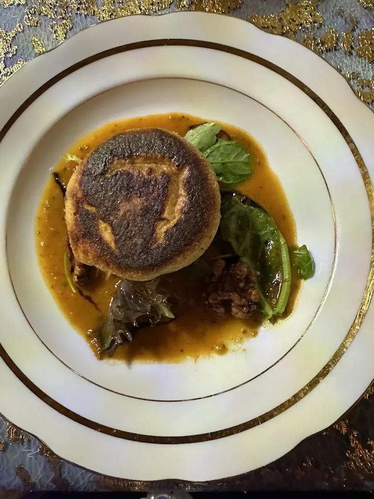 Mirela Watson_L'Ascenseur Restaurant_Saint-Savin_review