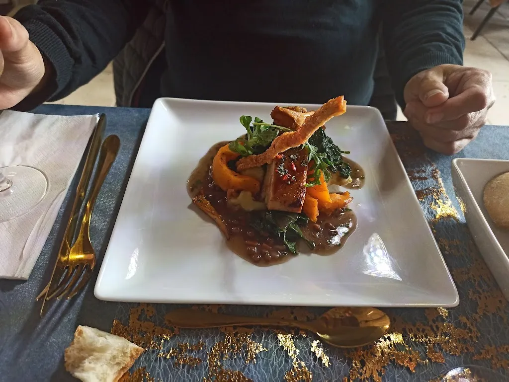 L'Ascenseur Restaurant_Saint-Savin_slider_image_2