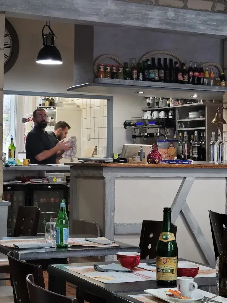 Timothy Krupa_L'Improbable !_Saint-Savin_review