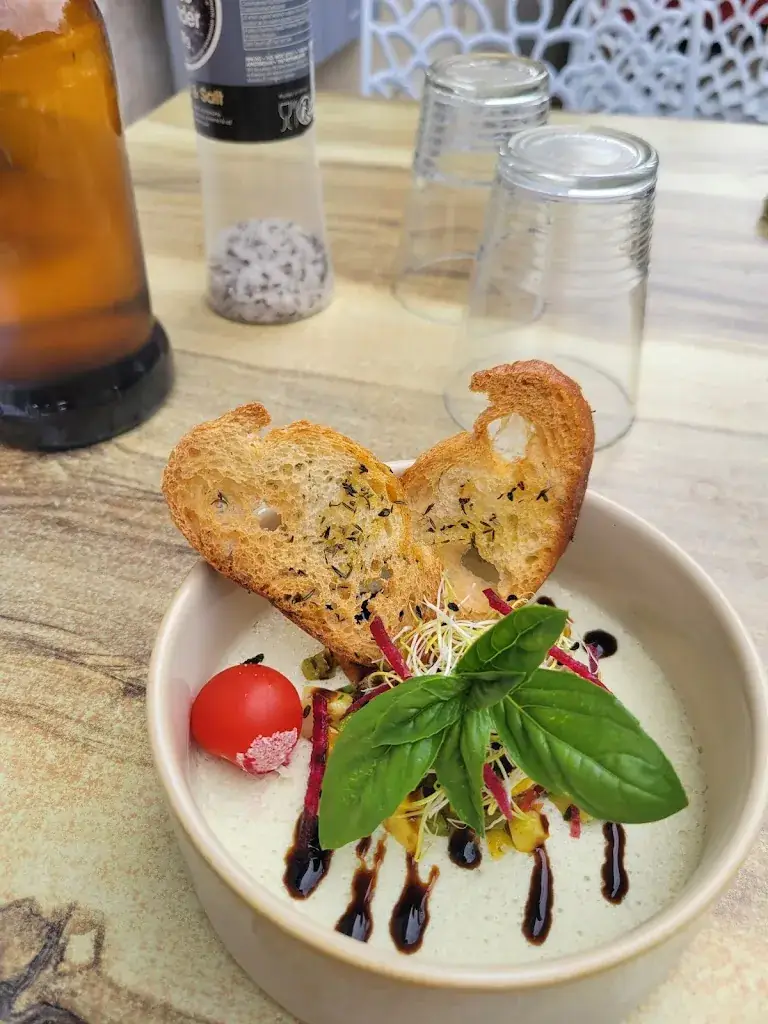 restaurant le Pâtisson 86310 Saint Savin sur Gartempe_Saint-Savin_slider_image_3