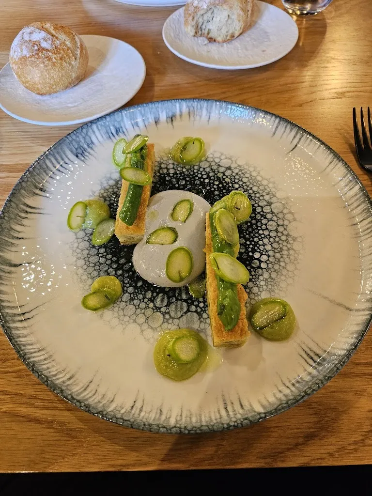 Chloé KADDEM_Aux 3 Faisans_Saint-Savin_review