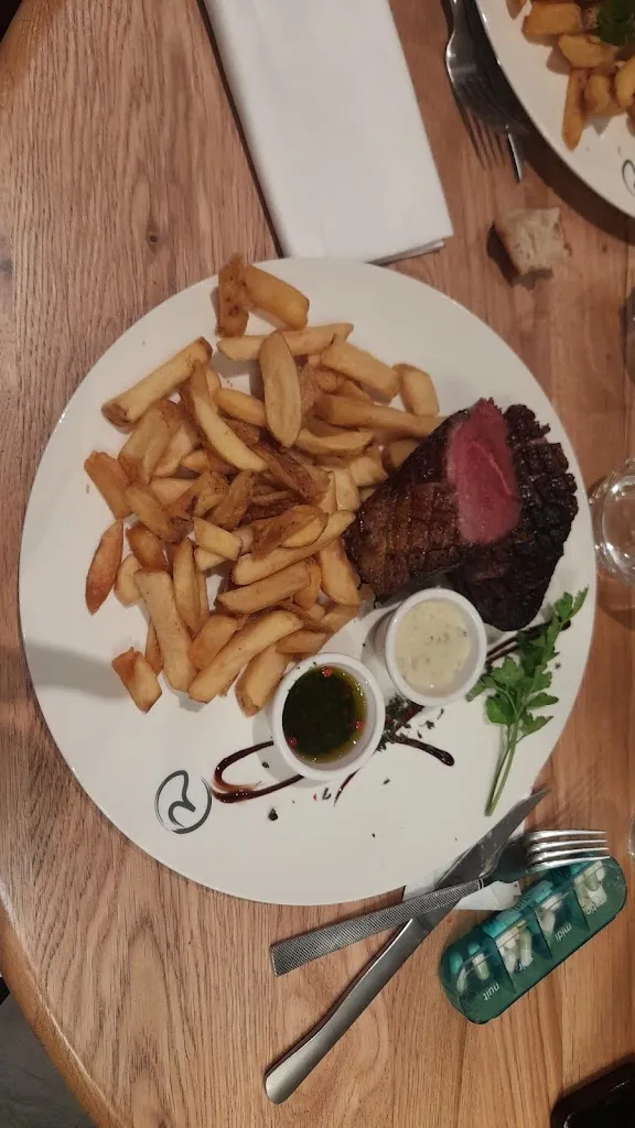 Menu_Restaurant la Rôtisserie St Pourçain sur Sioule_Saint-Pourçain-sur-Sioule_image_7