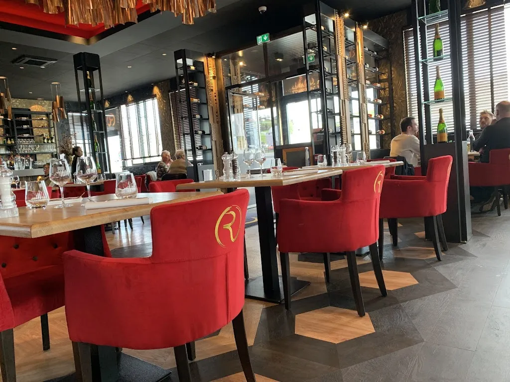 Restaurant la Rôtisserie St Pourçain sur Sioule ristorante a Saint-Pourçain-sur-Sioule