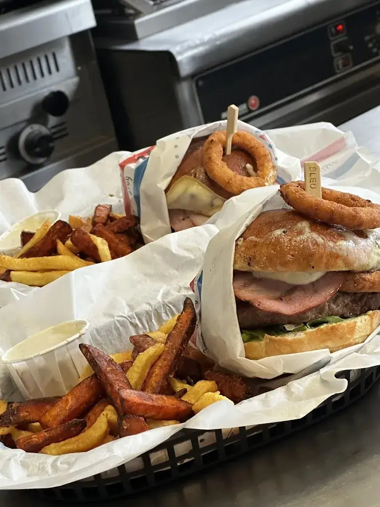 POULETTE_Saint-Pourçain-sur-Sioule_slider_image_3