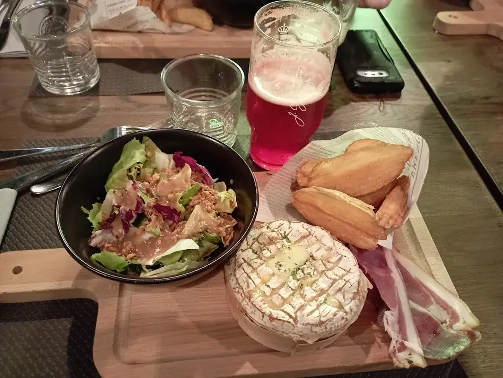 Mafrani's_Saint-Pourçain-sur-Sioule_slider_image_2