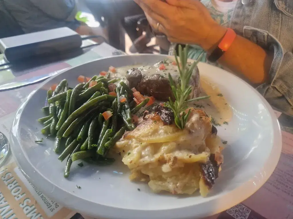 geoffrey chervy_Auberge des Aubrelles_Saint-Pourçain-sur-Sioule_review