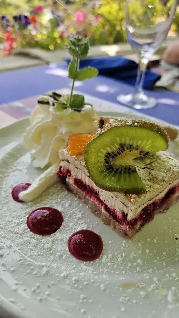 Marine P_Auberge des Aubrelles_Saint-Pourçain-sur-Sioule_review