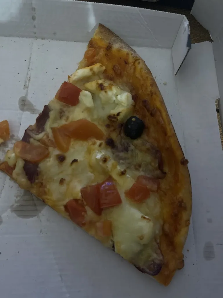 Le Kiosque à Pizzas_Saint-Pourçain-sur-Sioule_slider_image_3