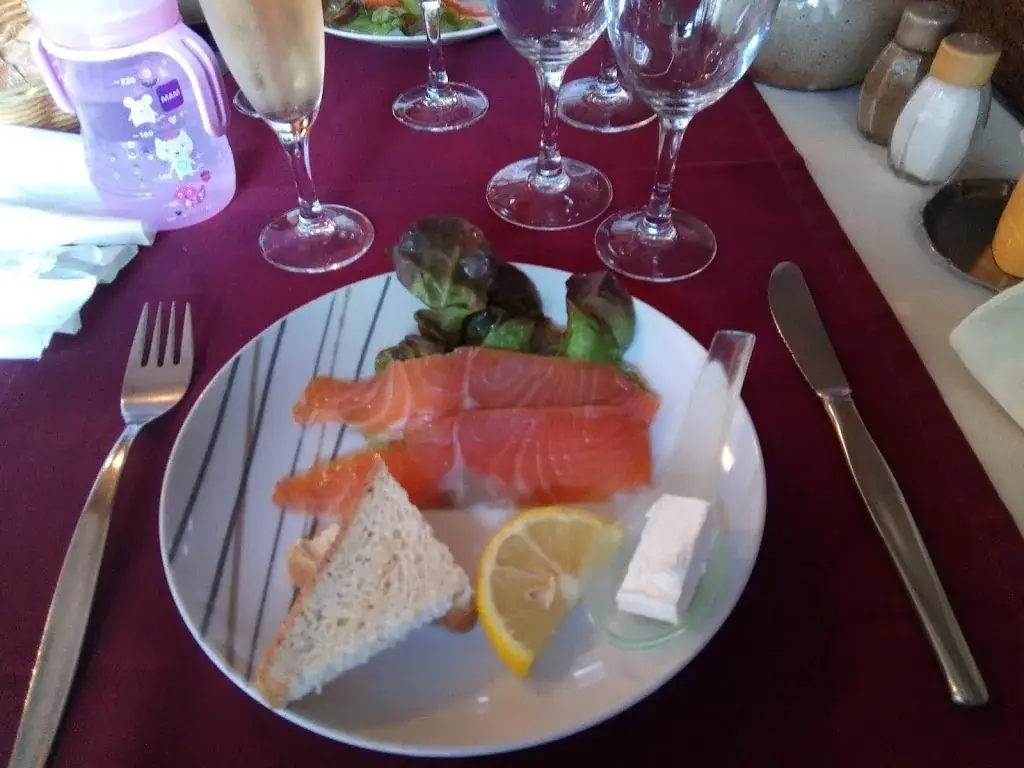 Isabelle Moussu_Auberge Saint Vincent_Saint-Vincent-de-Mercuze_review