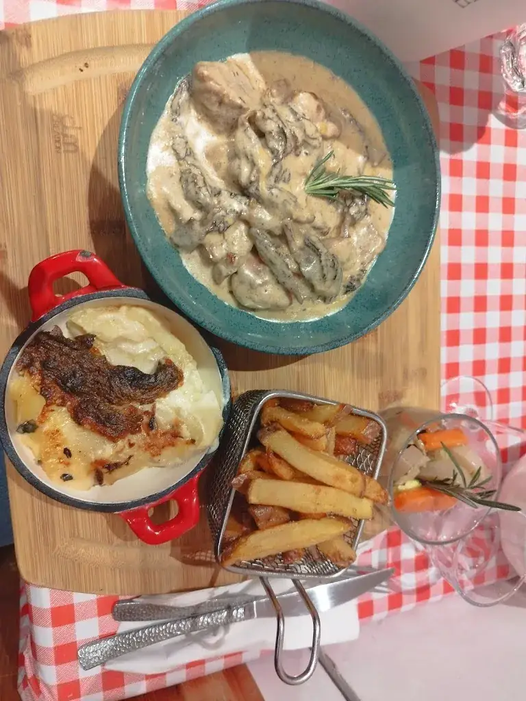 Cuviller Eric_Café de la Mairie_Saint-Vincent-de-Mercuze_review