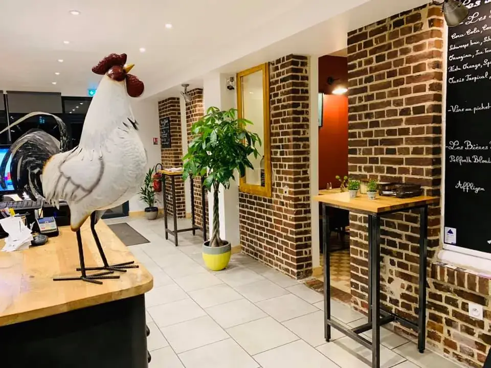 Le Coq Enchainé_Rivière-Saint-Sauveur_slider_image_1