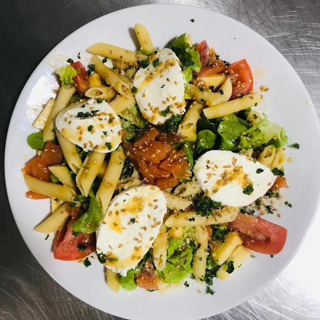 Le Coq Enchainé_Rivière-Saint-Sauveur_slider_image_2