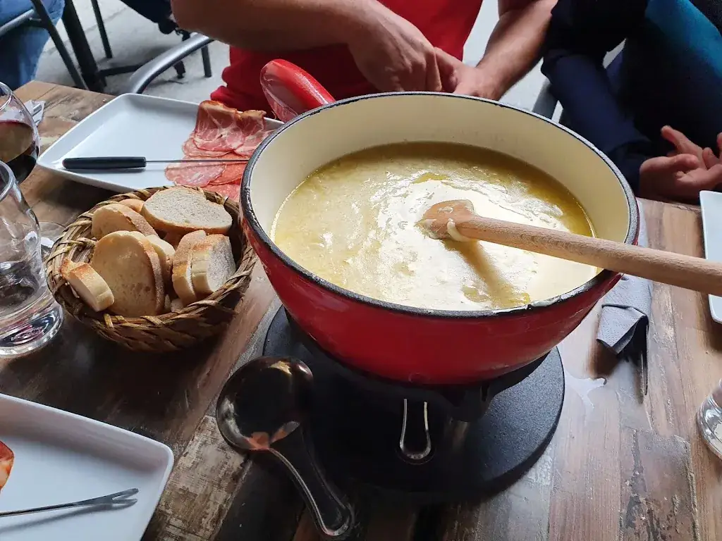 Andrew Kelly_O'Fromages | Restaurant | Luz Saint Sauveur_Luz-Saint-Sauveur_review