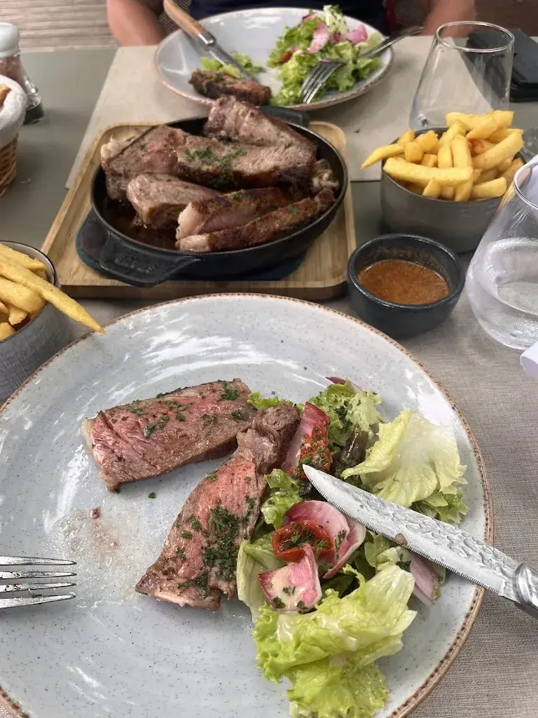 Chris Evans_Moulin de Saint-Vérand_Saint-Vérand_review