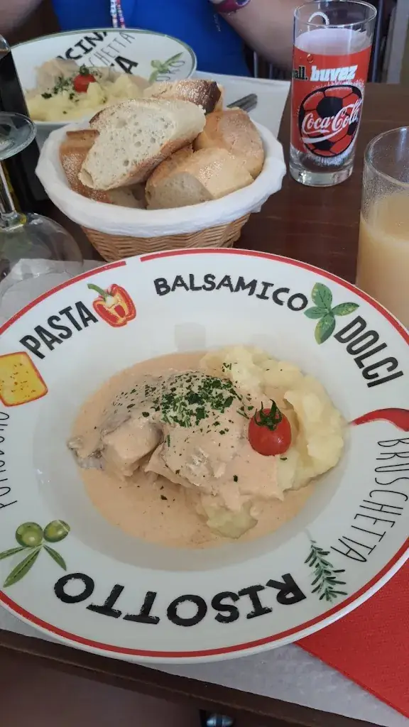 Emeline Start_L'Anacardier_Saint-Yorre_review