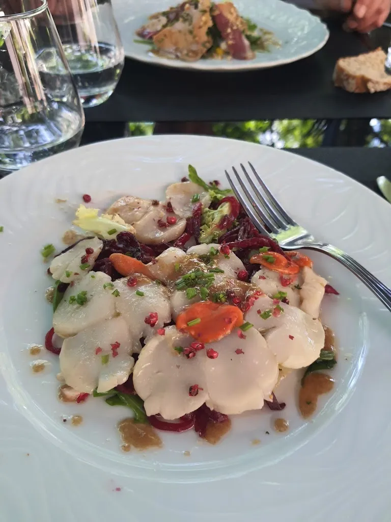 elisabeth bonnet_Restaurant Le Piquenchagne_Saint-Yorre_recensione