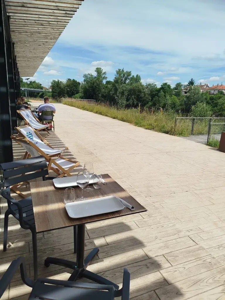 La Rivièra_Saint-Yorre_slider_image_3