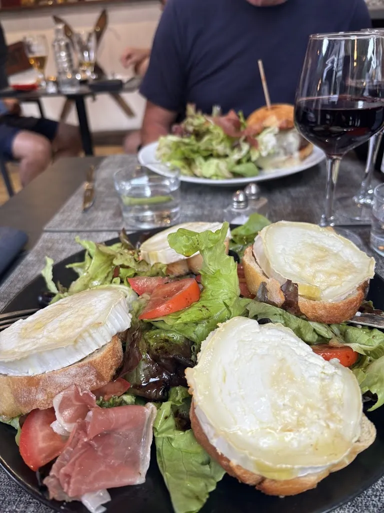 Una Austin_Le Grenier_Chamonix-Mont-Blanc_review