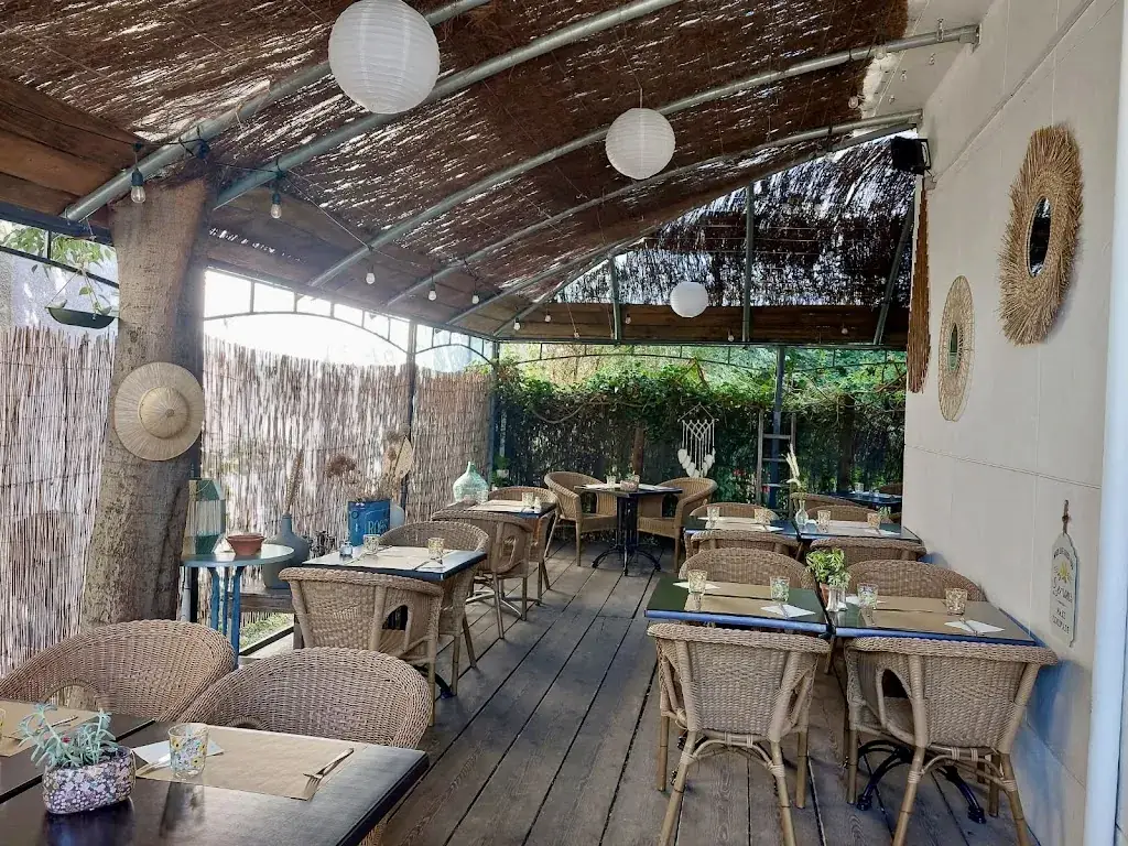 RESTAURANT LE CHAMP DE MARS_Saint-Vallier_slider_image_3