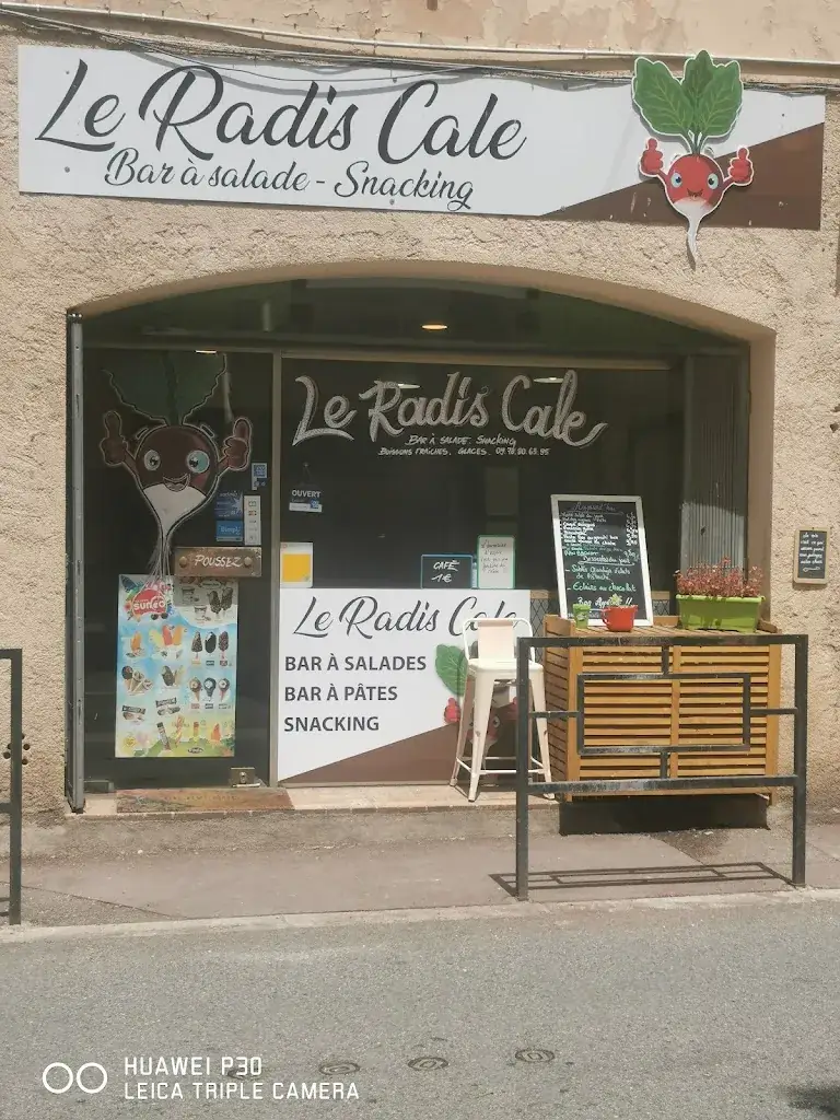 Le radis cale restaurant in Saint-Vallier-de-Thiey