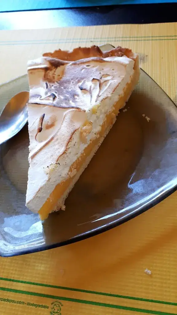 Lady Nadette S._Tabac Restaurant Café des Arts by Grillade des arts_Sainte-Colombe_review