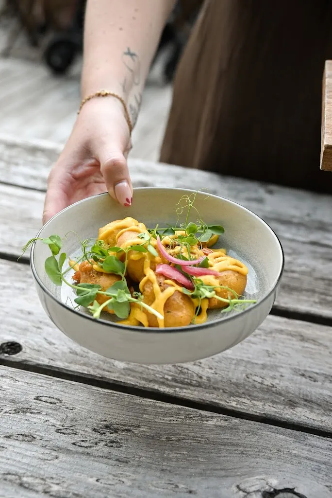 Le Ma Restaurant_Sainte-Colombe_slider_image_3