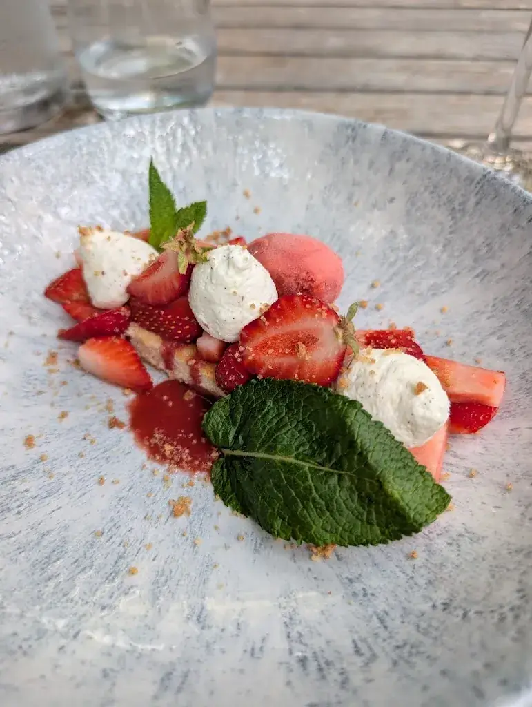 Jonathan Schofield_Le 80 Jours_Uzès_review