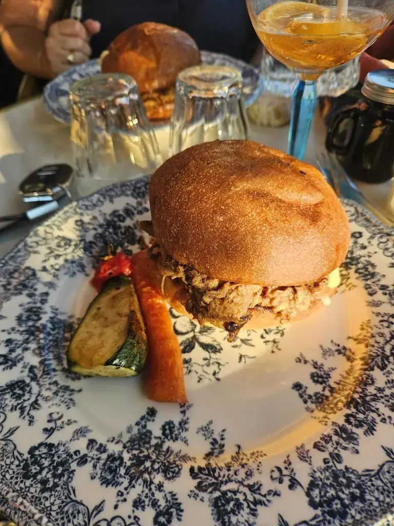 Dorian Belhomme_Mamija_Aurillac_review