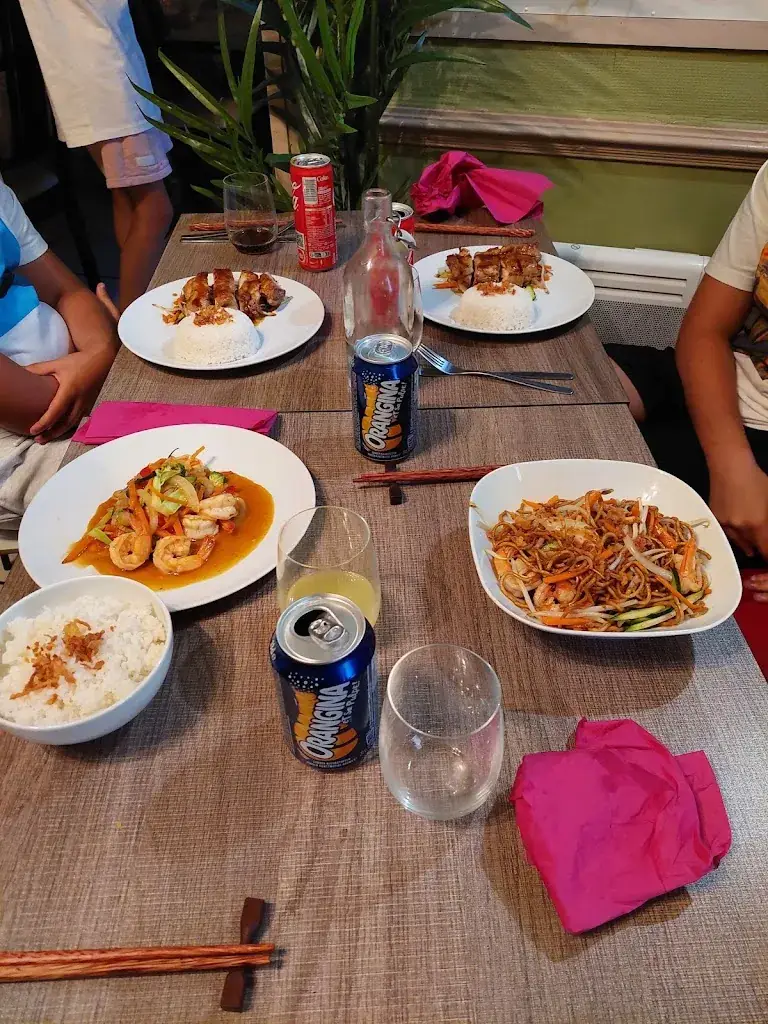 Rhemon Achaffay_VIET FOOD_Sainte-Florine_review