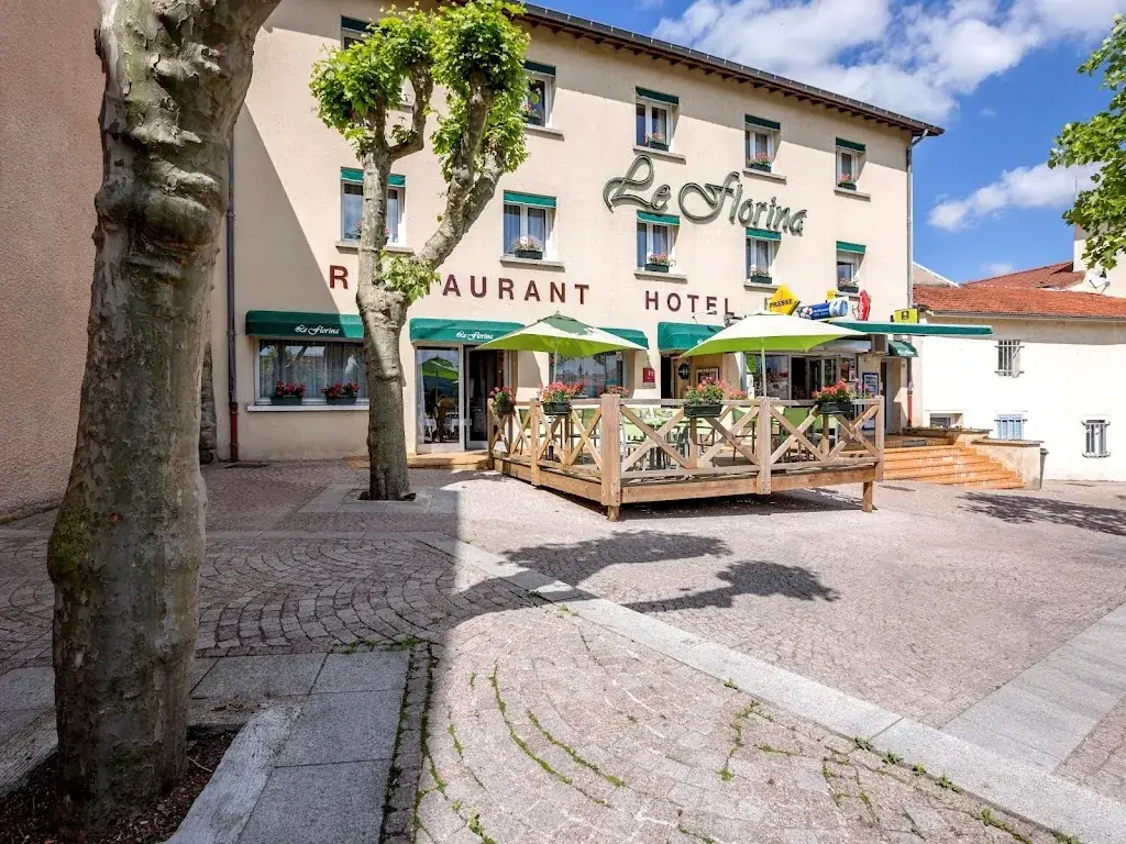 Logis Hôtel Yolha Family_Sainte-Florine_slider_image_1