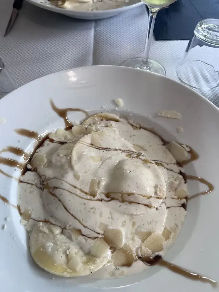 ANA CAROLINA_05 DESVIGNES_Le Terminal_Sathonay-Camp_review