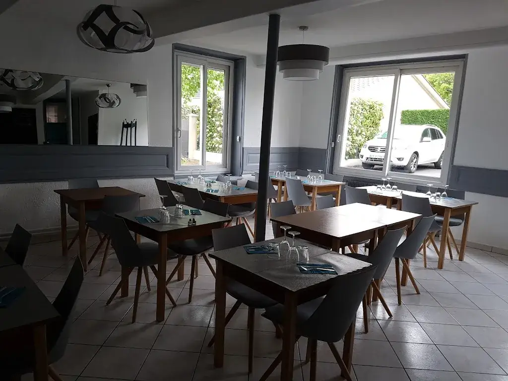 Jean-Baptiste Hatté_Le Terminal_Sathonay-Camp_review