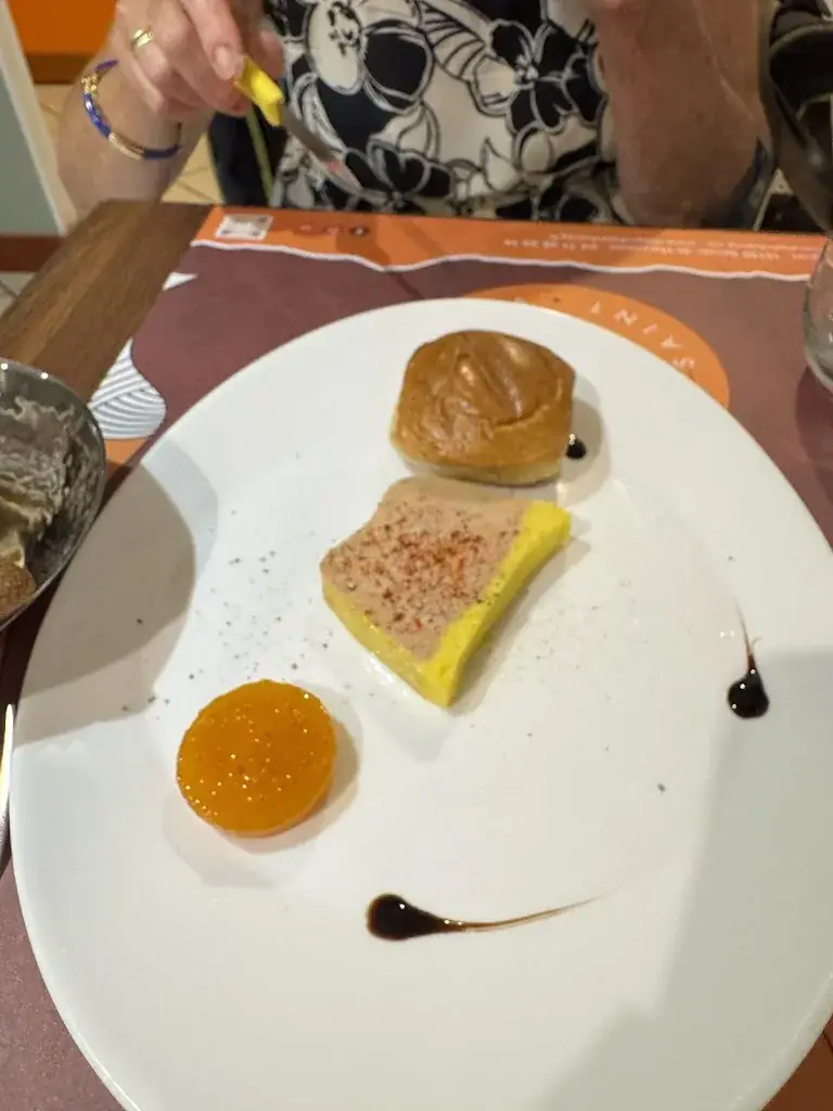 Claude SUPER_Le Champ des Vignes_Aurillac_review