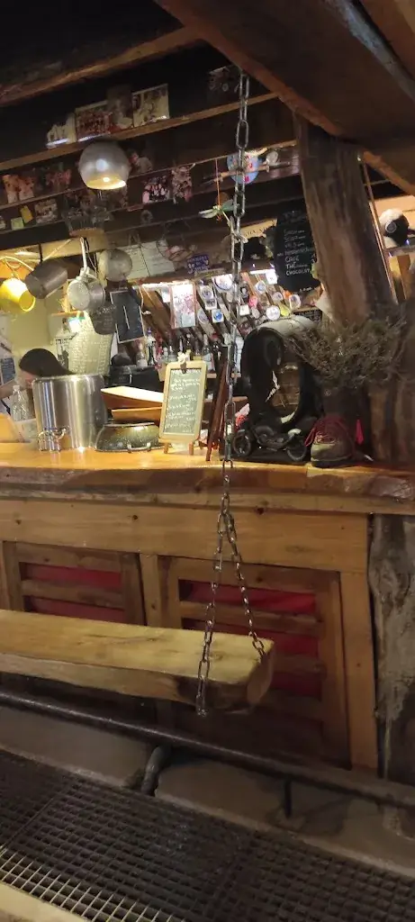 Christophe sidhoum_LA PAUSE BIBI, Auberge, Gîte, Refuge_Satillieu_review