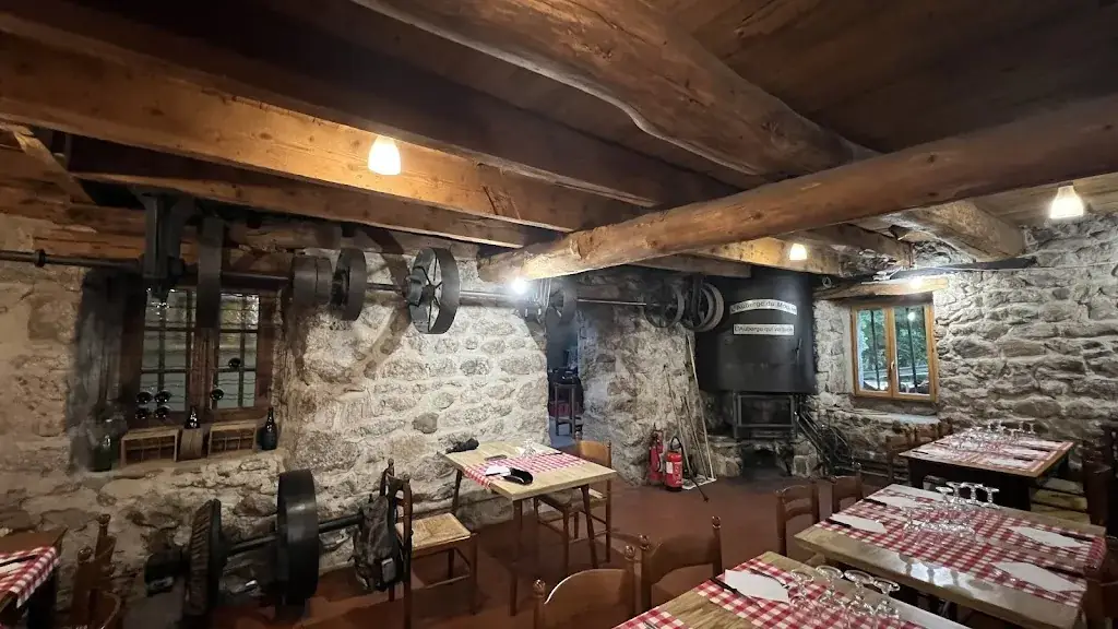 Auberge du Moulin restaurant in Sainte-Sigolène