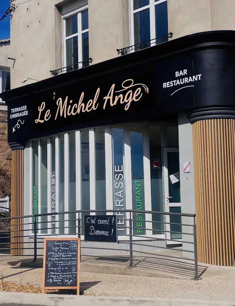 Le Michel Ange_Sainte-Sigolène_slider_image_1