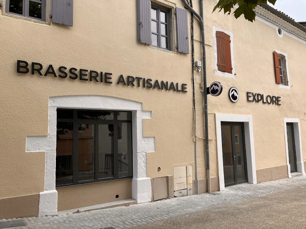 Brasserie Artisanale Explore Restaurant in Sauzet