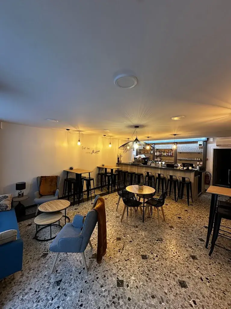 LE SAULT BRENAZ Restaurant in Sault-Brénaz