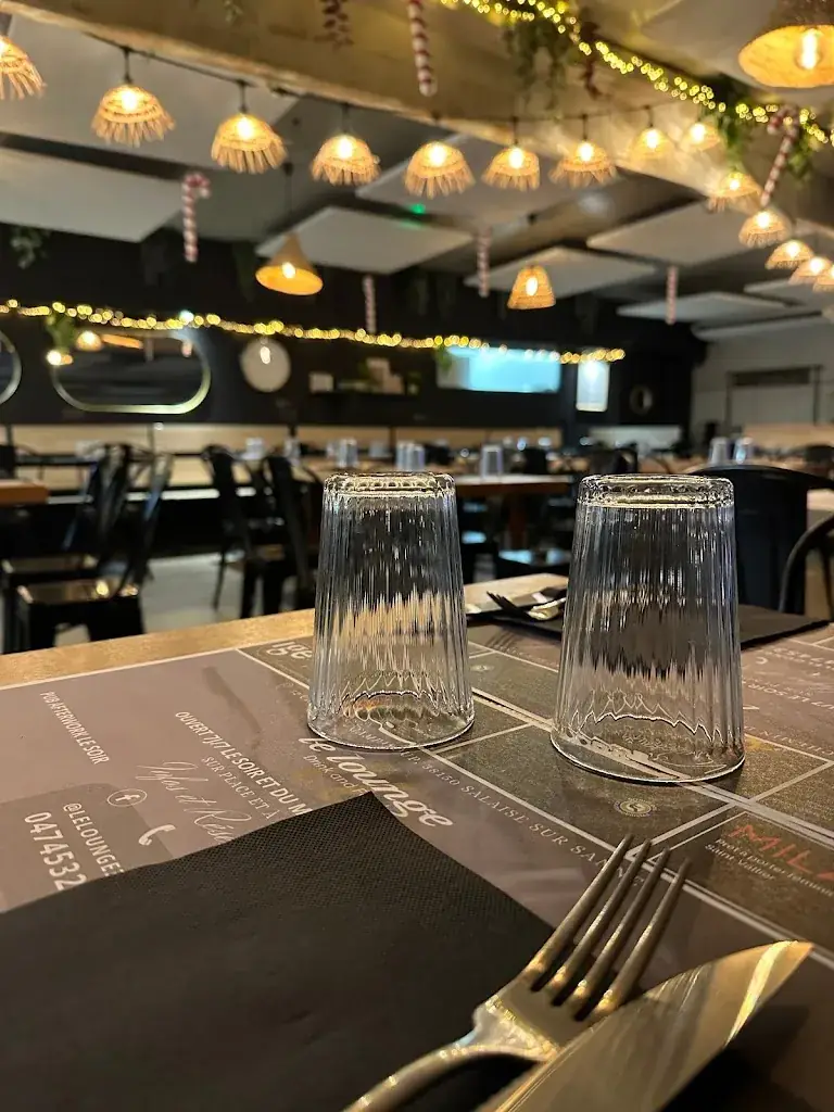 Le Lounge - Drink and Food ristorante a Salaise-sur-Sanne
