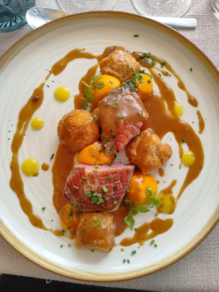 La Table d'Albigny_Albigny-sur-Saône_slider_image_2