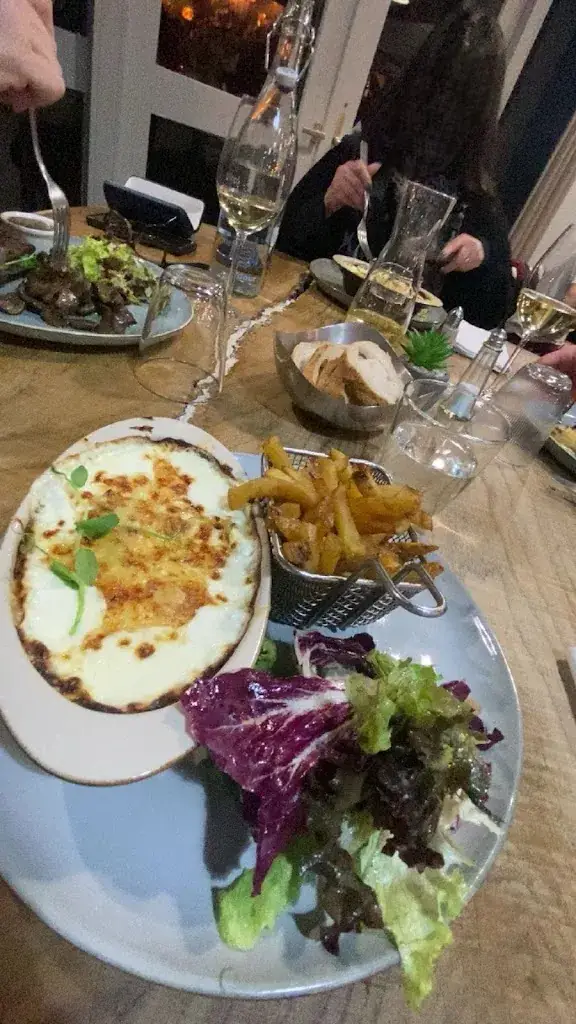 Maria_Le Zebra Restaurant_Sassenage_review