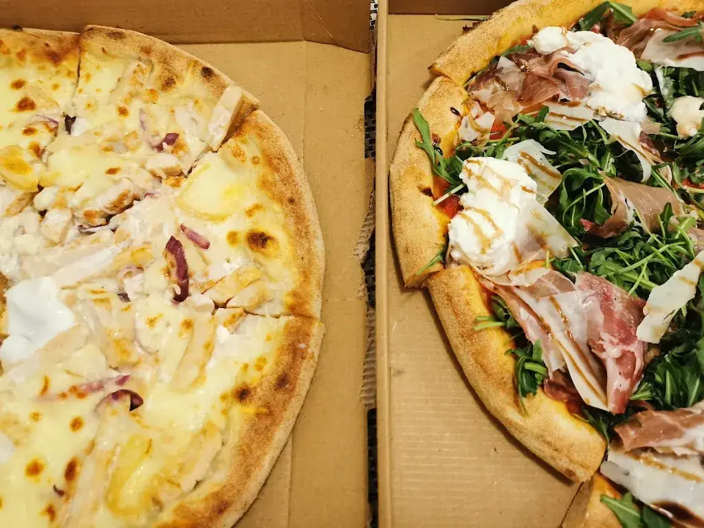 Mahé Pierron_Pizz’aro-Camion Pizza-Sassenage_Sassenage_review